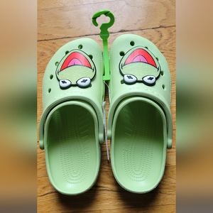 Kermit Crocs